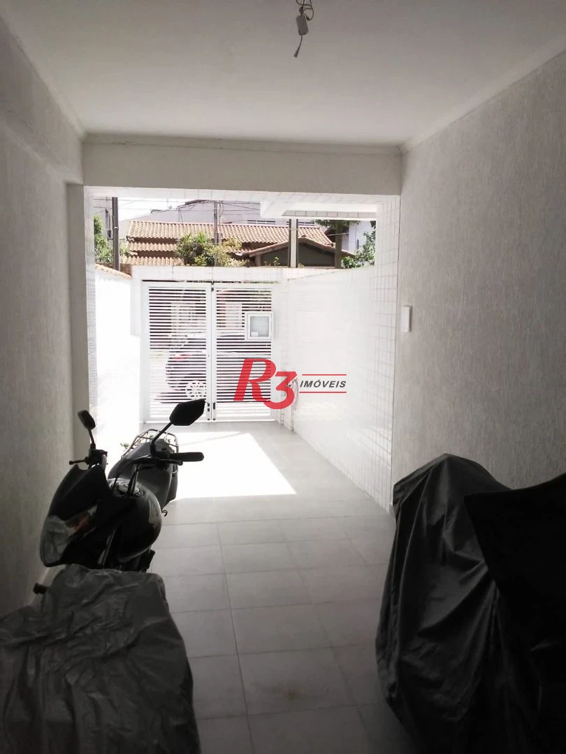 Casa com 3 dormitórios à venda, 128 m² por R$ 790.000,00 - Ponta da Praia - Santos/SP