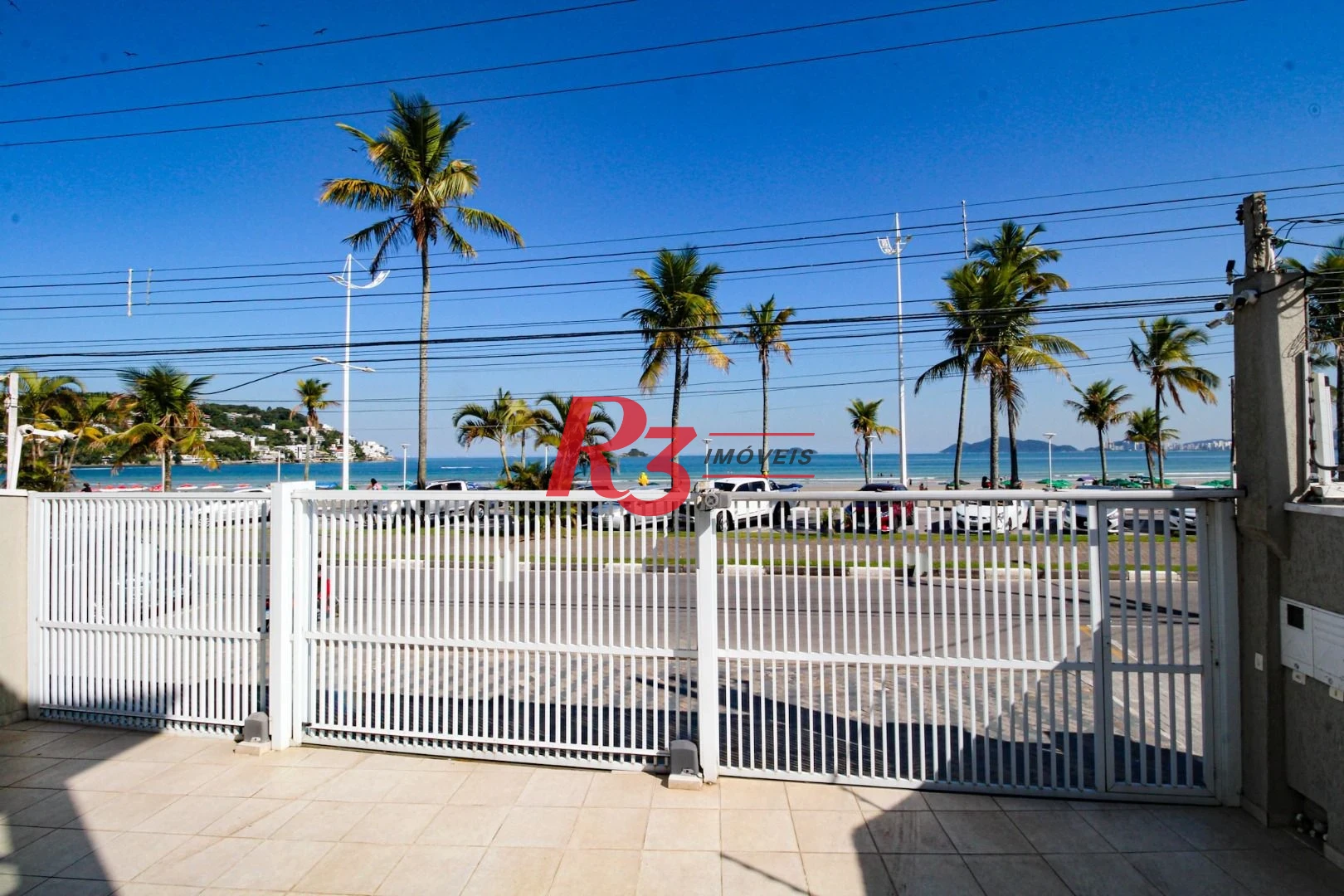 Sobrado à venda, 340 m² por R$ 2.700.000,00 - Loteamento João Batista Julião - Guarujá/SP