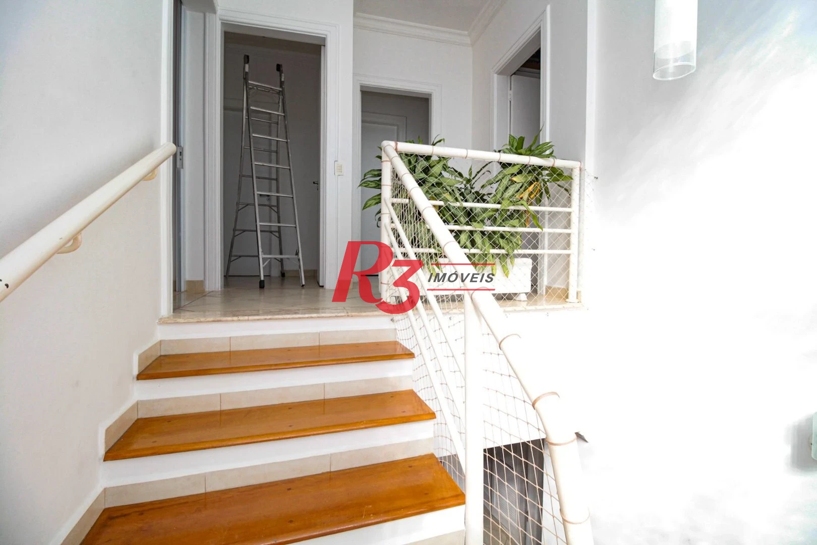 Sobrado à venda, 340 m² por R$ 2.700.000,00 - Loteamento João Batista Julião - Guarujá/SP