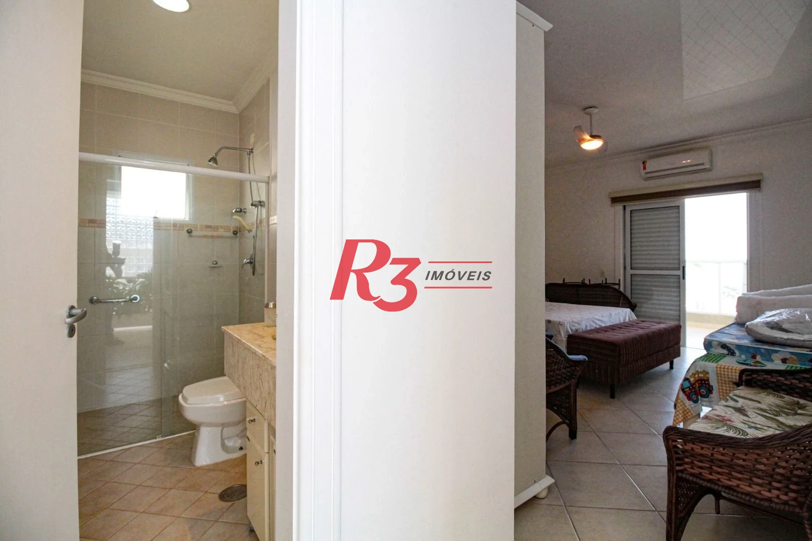 Sobrado à venda, 340 m² por R$ 2.700.000,00 - Loteamento João Batista Julião - Guarujá/SP