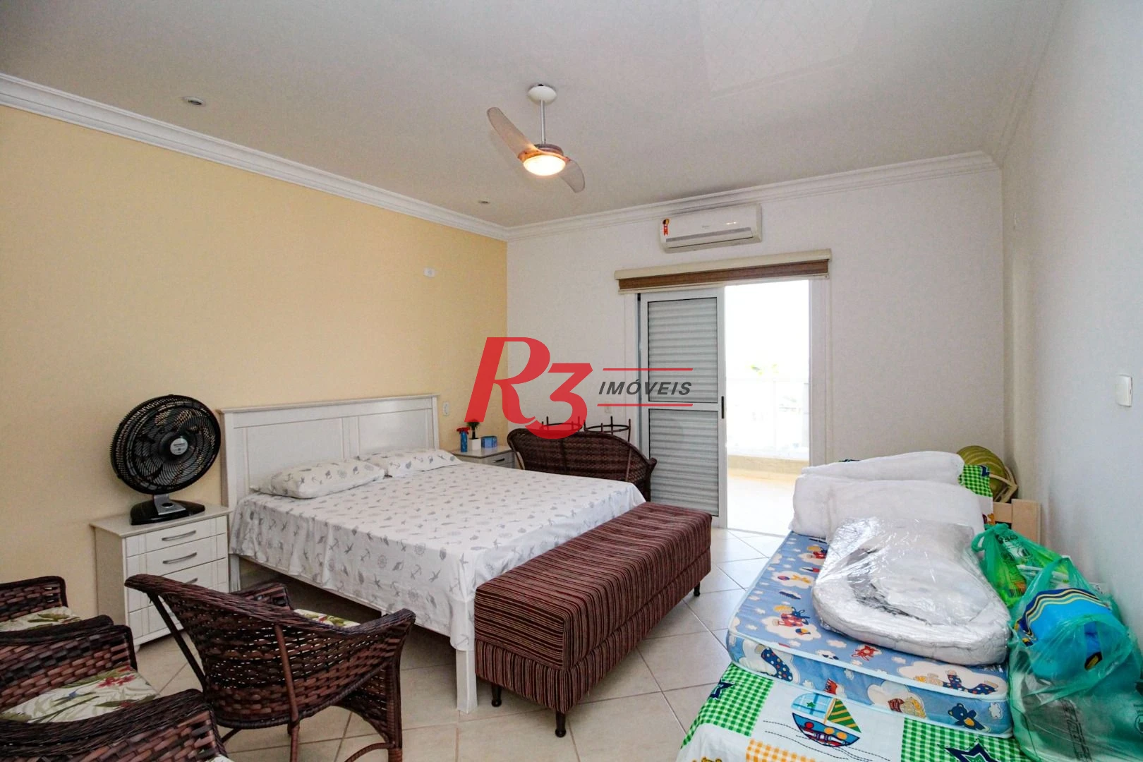 Sobrado à venda, 340 m² por R$ 2.700.000,00 - Loteamento João Batista Julião - Guarujá/SP