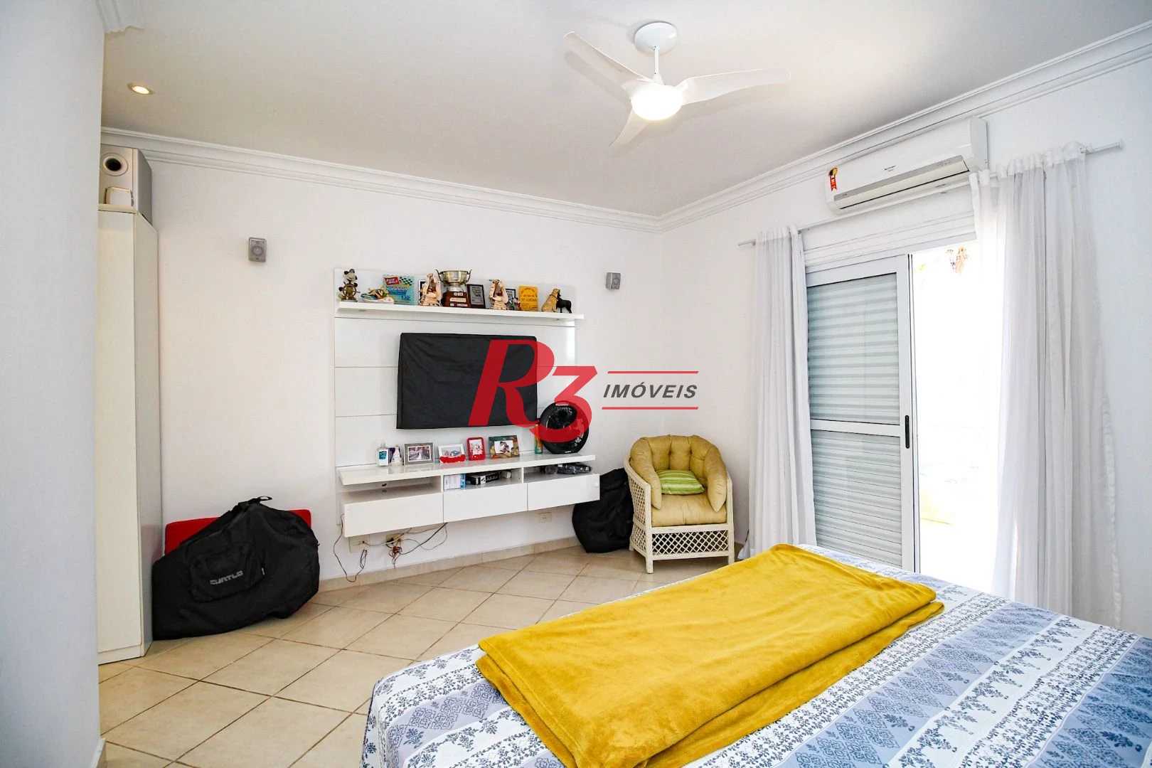 Sobrado à venda, 340 m² por R$ 2.700.000,00 - Loteamento João Batista Julião - Guarujá/SP