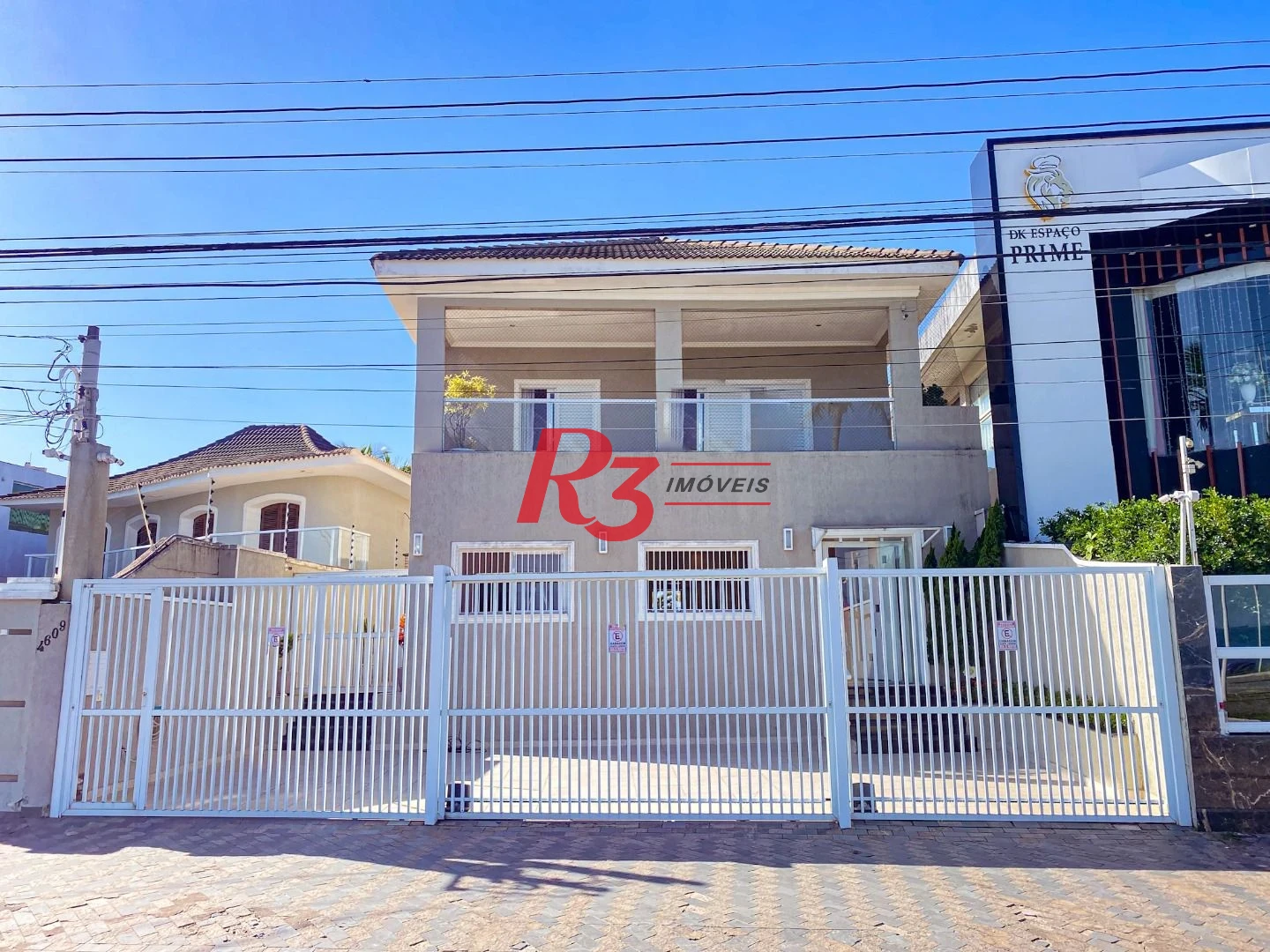 Sobrado à venda, 340 m² por R$ 2.700.000,00 - Loteamento João Batista Julião - Guarujá/SP