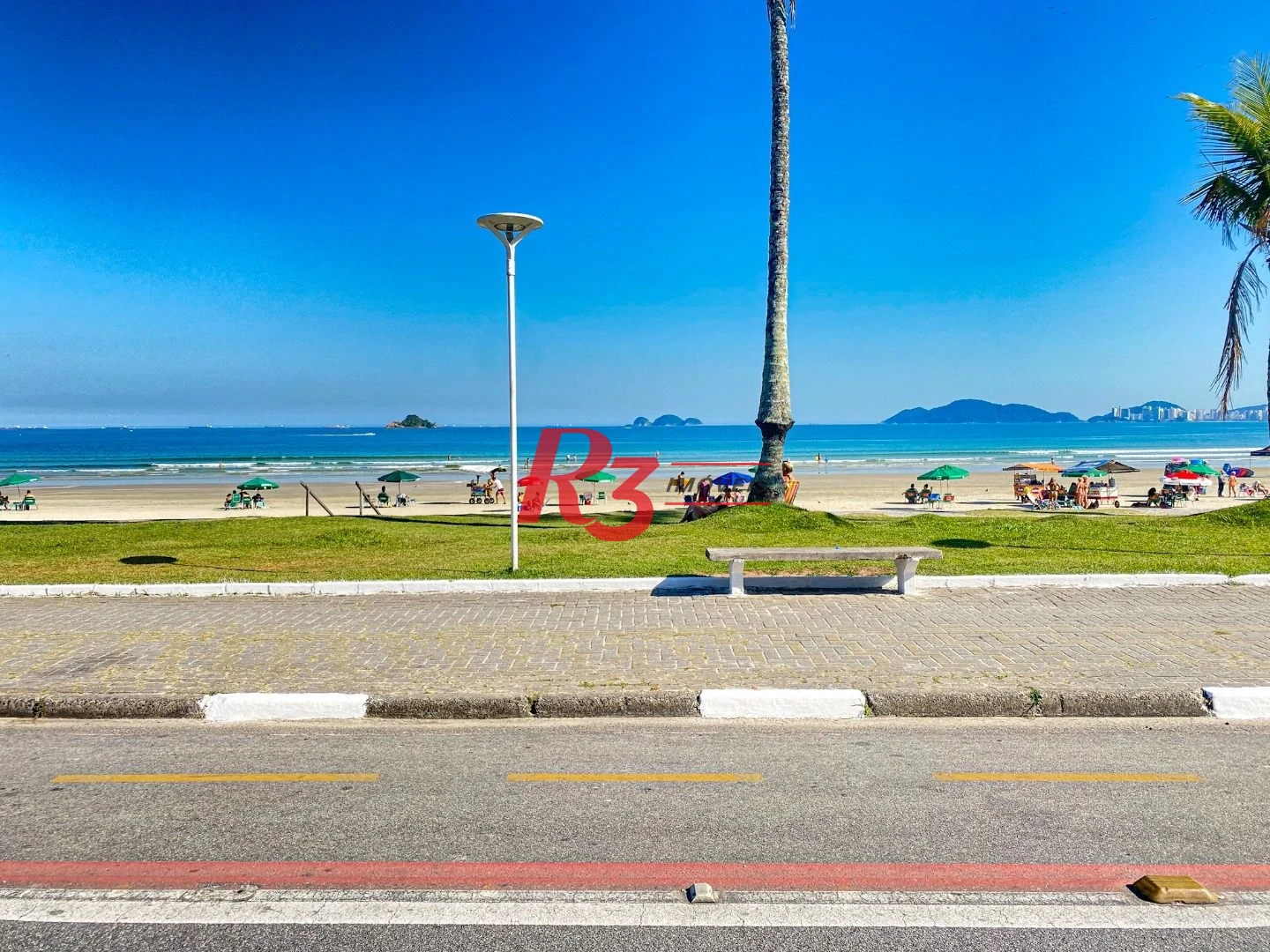 Sobrado à venda, 340 m² por R$ 2.700.000,00 - Loteamento João Batista Julião - Guarujá/SP