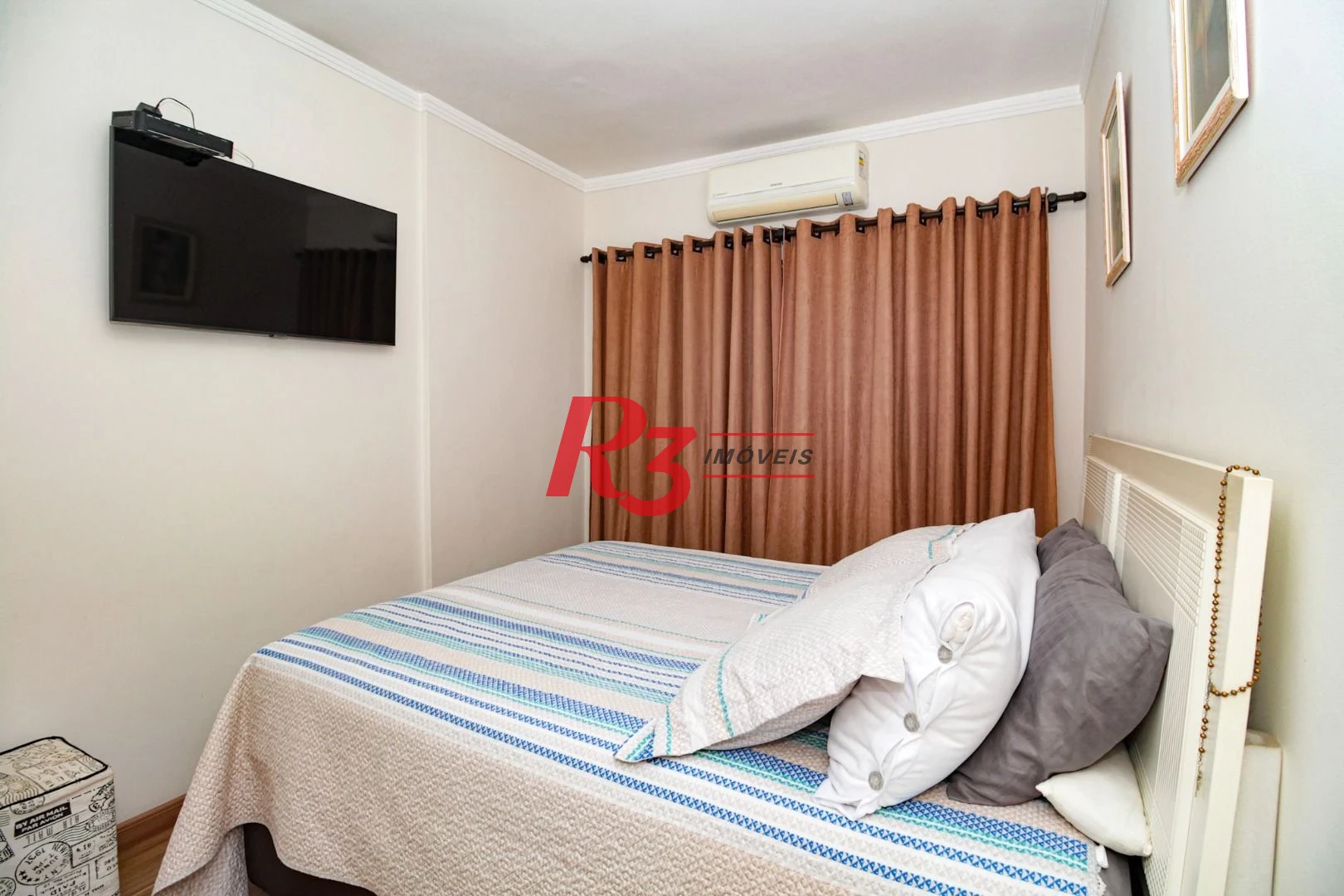 Apartamento com 2 dormitórios à venda, 82 m² por R$ 580.000,00 - Campo Grande - Santos/SP