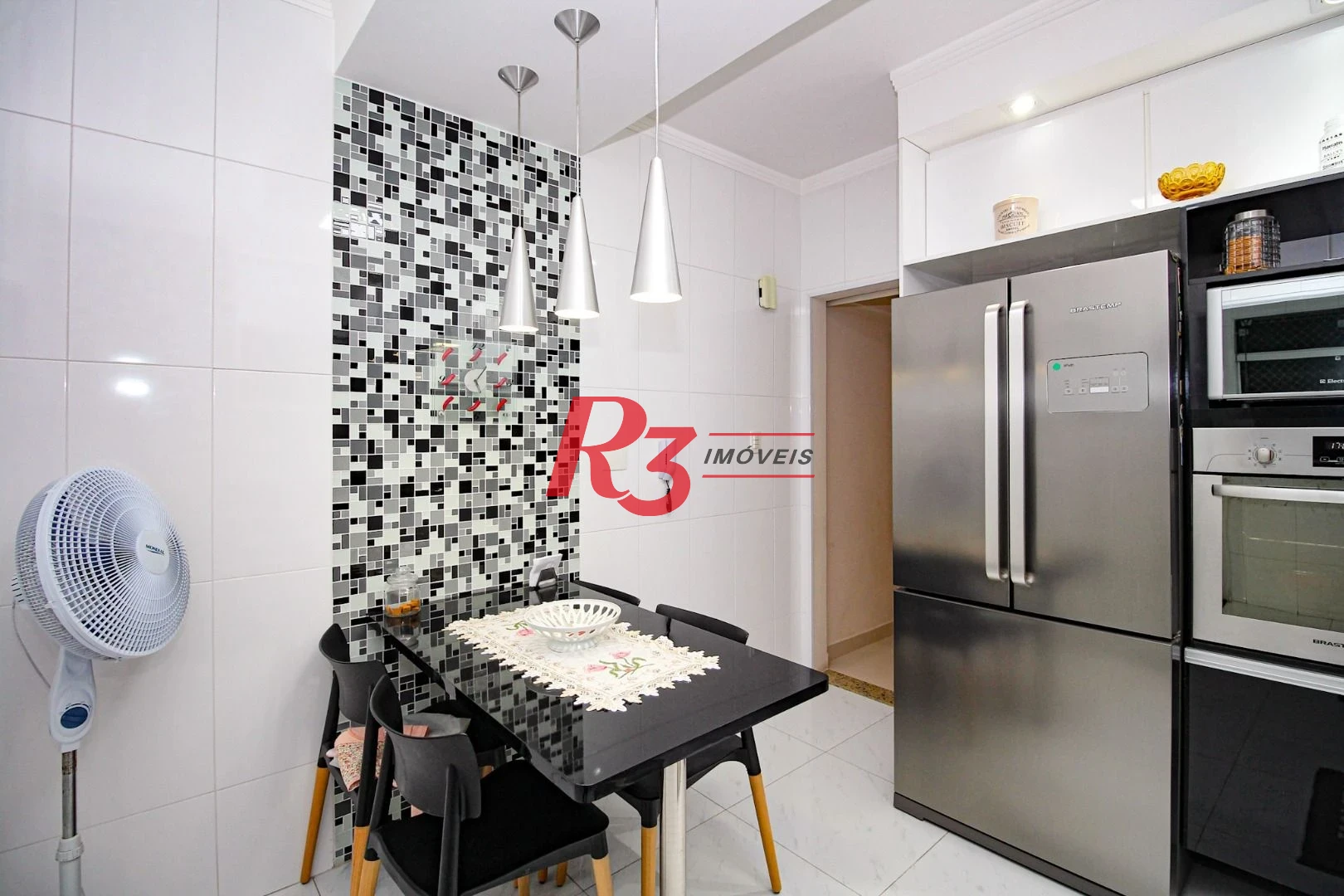 Apartamento com 2 dormitórios à venda, 82 m² por R$ 580.000,00 - Campo Grande - Santos/SP