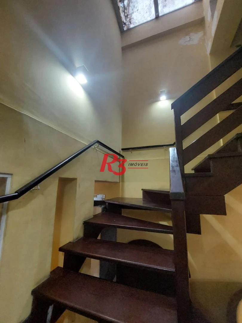 Casa com 3 dormitórios, 224 m² - venda por R$ 1.800.000,00 ou aluguel por R$ 8.548,43/mês - Boqueirão - Santos/SP