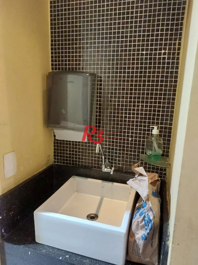 Casa com 3 dormitórios, 224 m² - venda por R$ 1.800.000,00 ou aluguel por R$ 8.548,43/mês - Boqueirão - Santos/SP