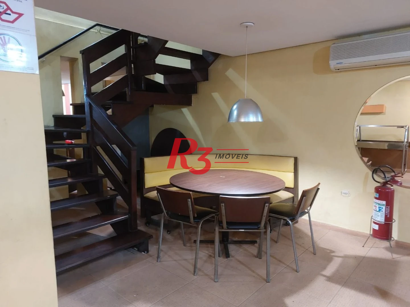 Casa com 3 dormitórios, 224 m² - venda por R$ 1.800.000,00 ou aluguel por R$ 8.548,43/mês - Boqueirão - Santos/SP