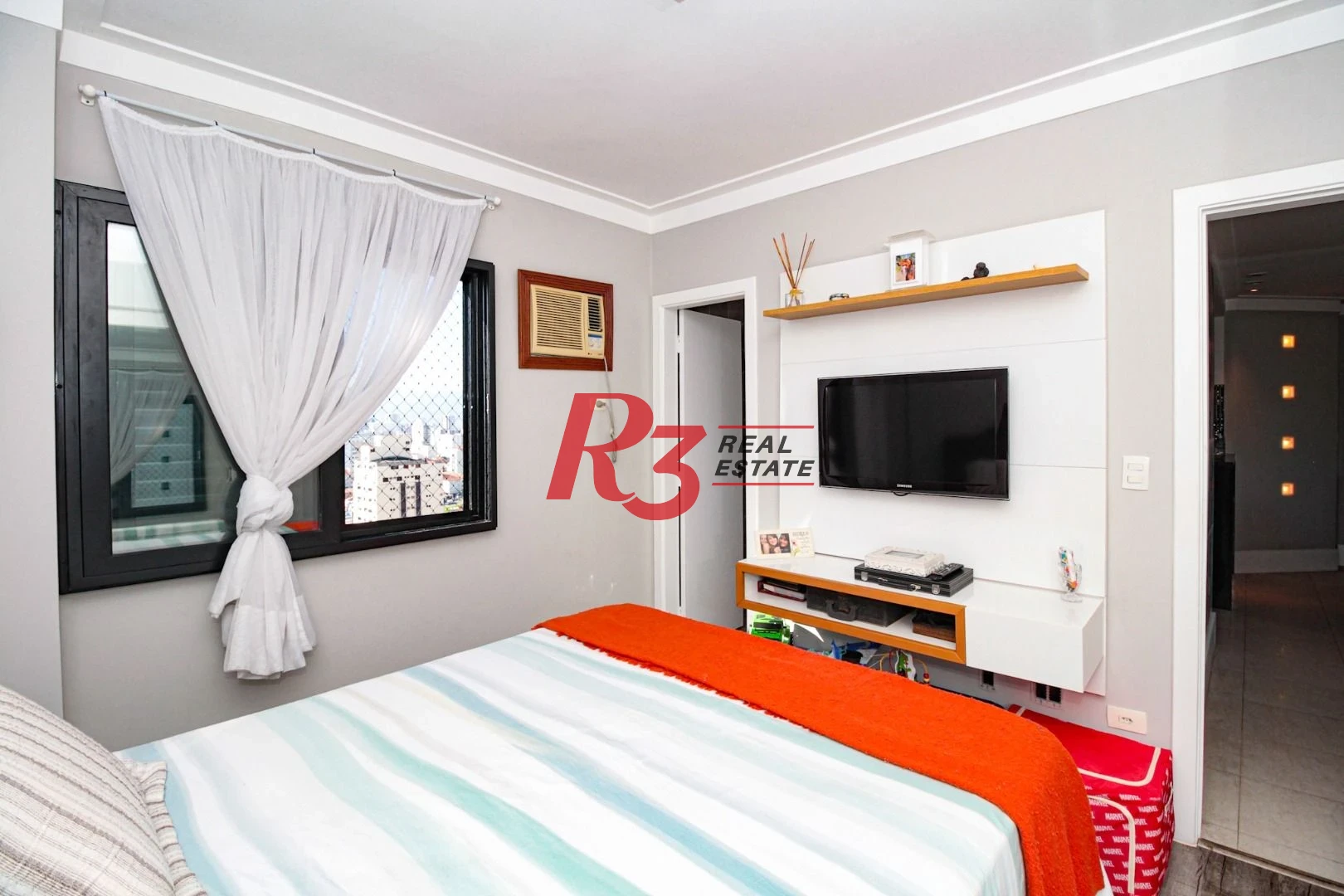 Cobertura à venda, 292 m² por R$ 3.900.000,00 - Pompéia - Santos/SP