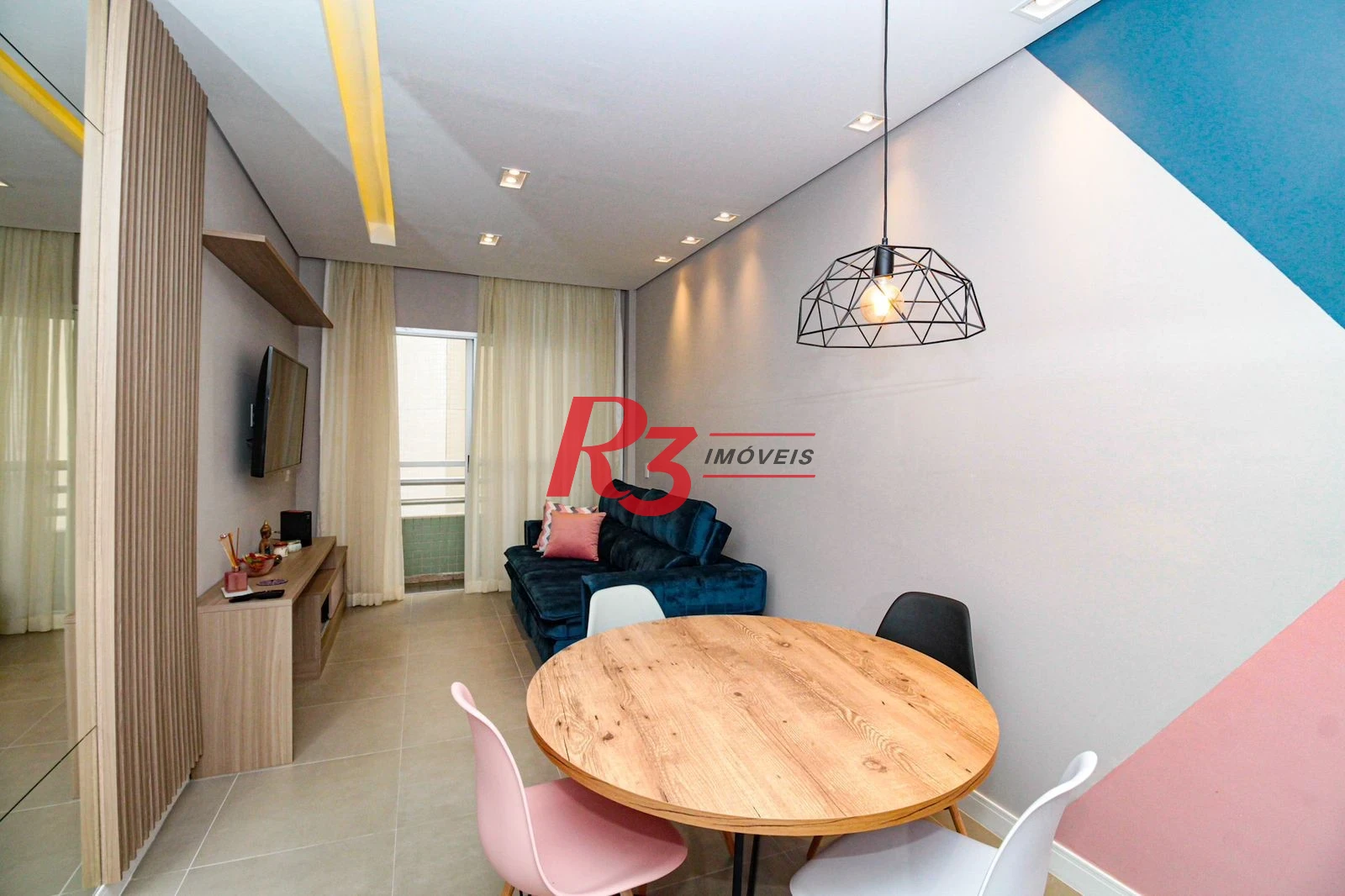 Apartamento com 1 dormitório para alugar, 60 m² por R$ 3.300,00/mês - Encruzilhada - Santos/SP