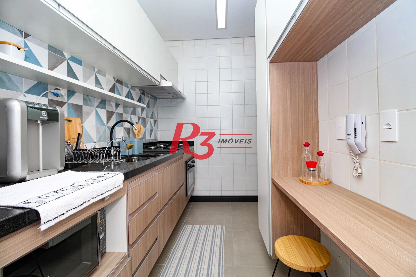 Apartamento com 1 dormitório para alugar, 60 m² por R$ 3.300,00/mês - Encruzilhada - Santos/SP