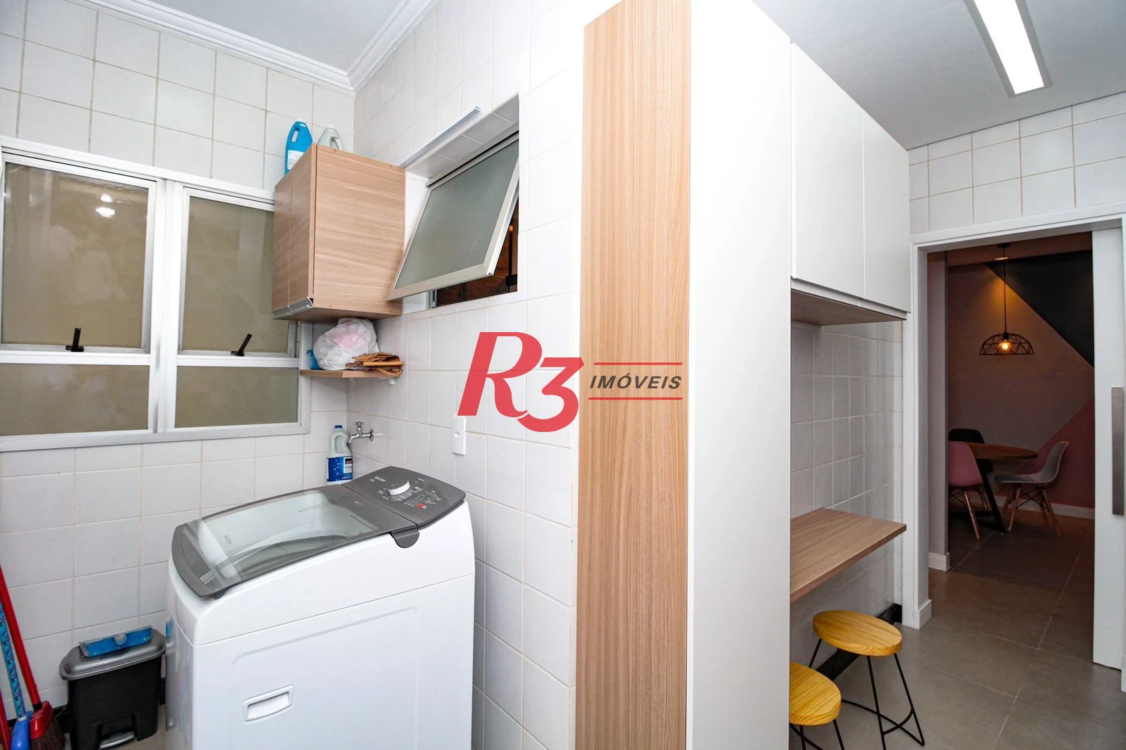Apartamento com 1 dormitório para alugar, 60 m² por R$ 3.300,00/mês - Encruzilhada - Santos/SP