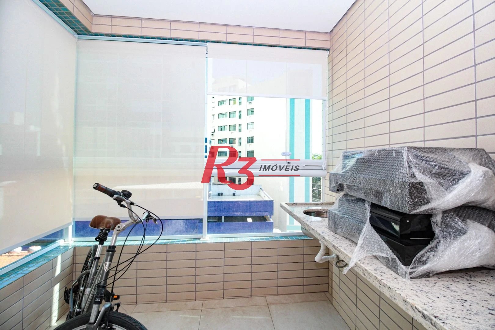 Apartamento com 2 dormitórios à venda, 69 m² por R$ 750.000,00 - Itararé - São Vicente/SP