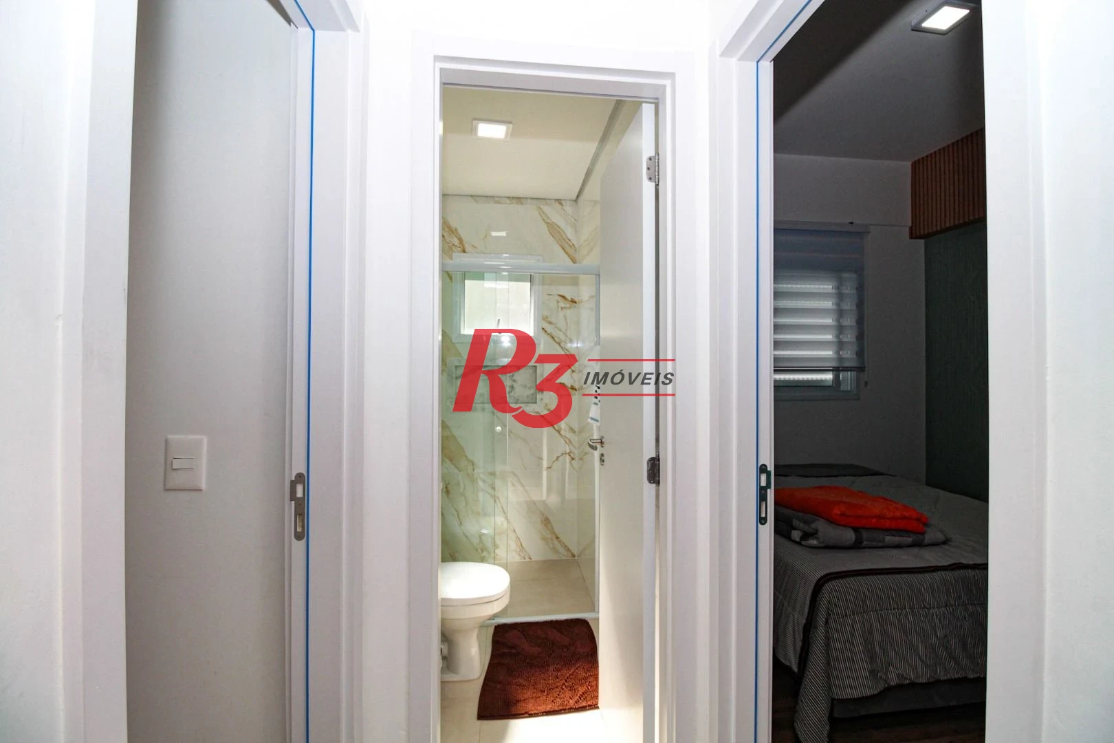 Apartamento com 2 dormitórios à venda, 69 m² por R$ 750.000,00 - Itararé - São Vicente/SP