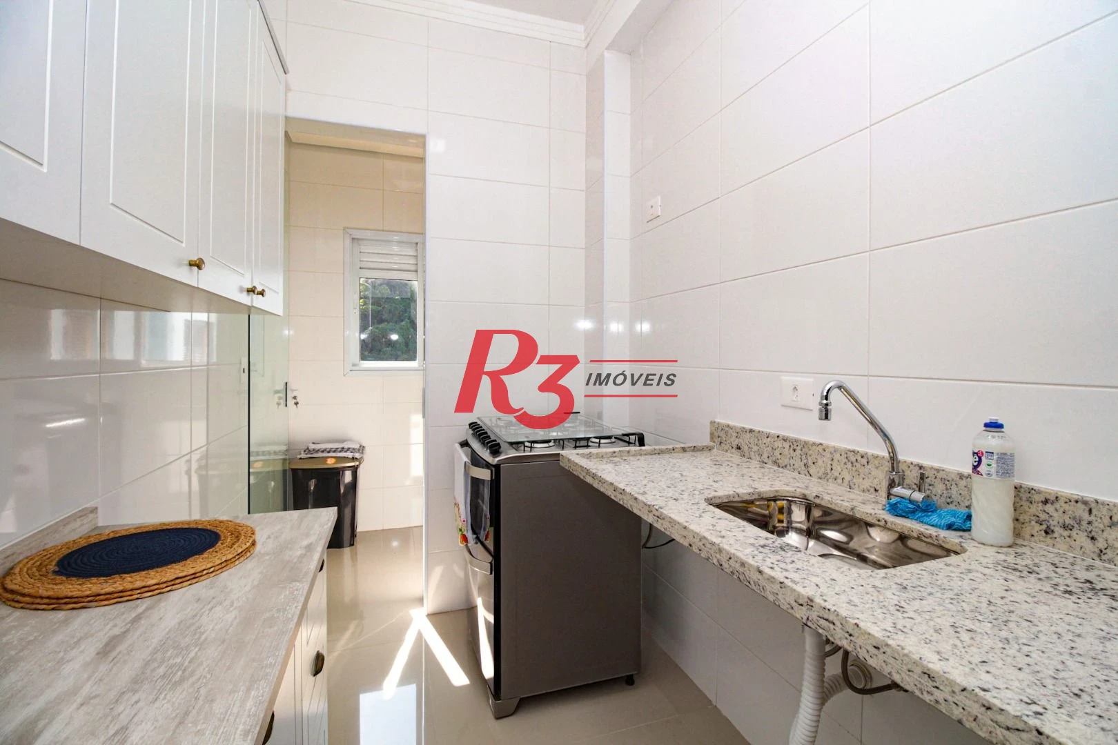 Apartamento com 2 dormitórios à venda, 69 m² por R$ 750.000,00 - Itararé - São Vicente/SP