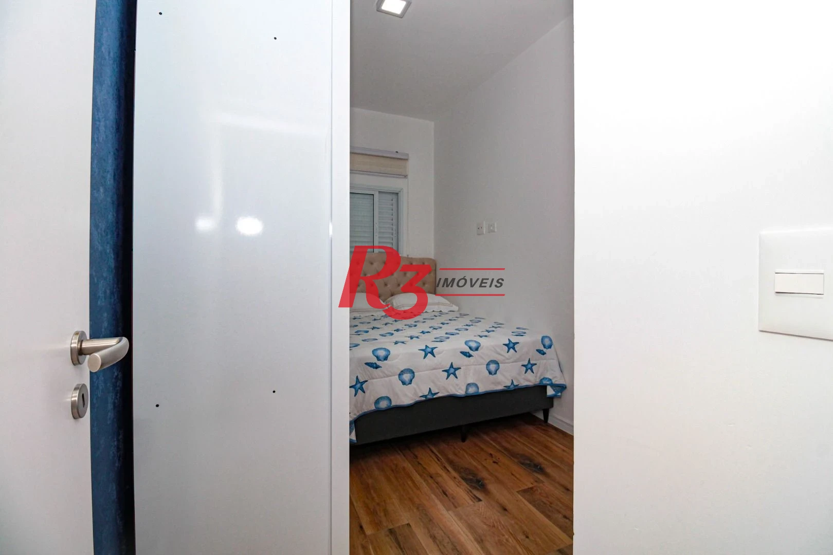 Apartamento com 3 dormitórios à venda, 108 m² por R$ 950.000,00 - Itararé - São Vicente/SP