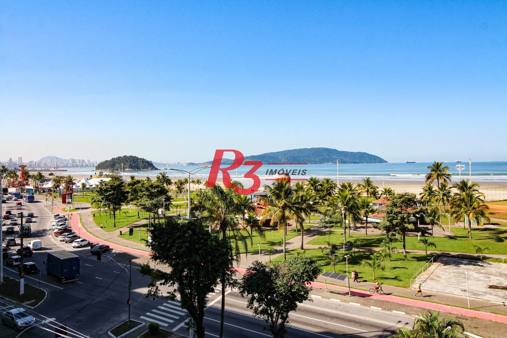 Apartamento com 3 dormitórios à venda, 108 m² por R$ 950.000,00 - Itararé - São Vicente/SP