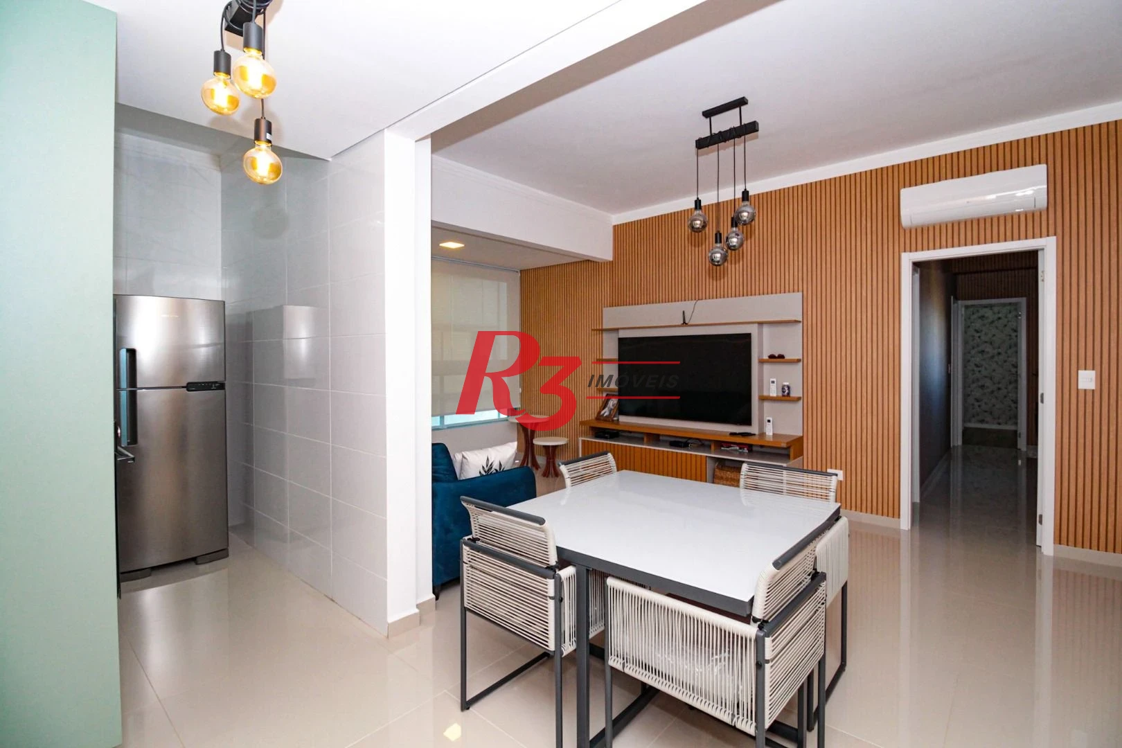 Apartamento com 3 dormitórios à venda, 108 m² por R$ 950.000,00 - Itararé - São Vicente/SP