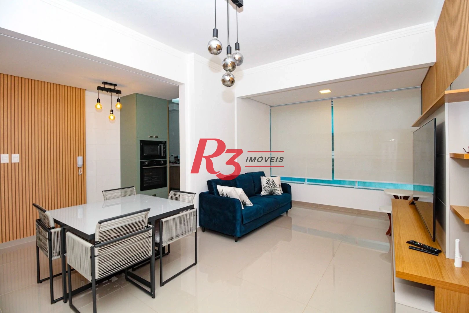 Apartamento com 3 dormitórios à venda, 108 m² por R$ 950.000,00 - Itararé - São Vicente/SP
