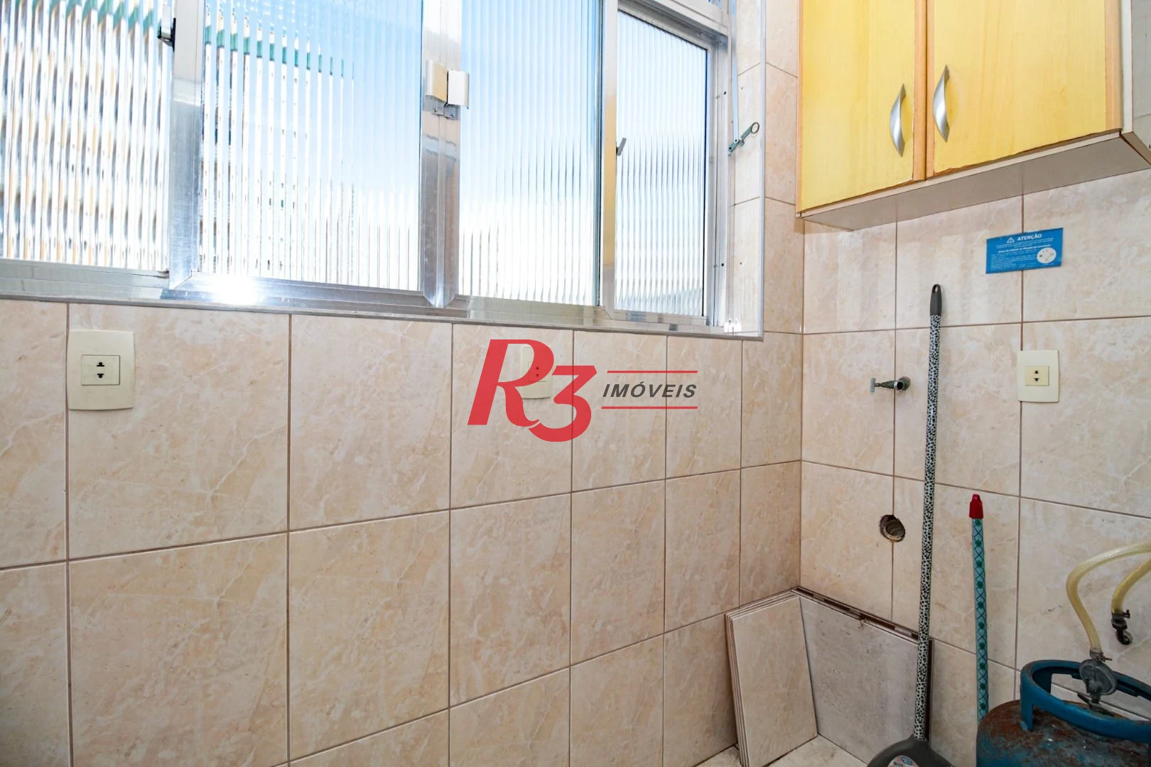 Apartamento com 2 dormitórios, 90 m² - venda por R$ 680.000,00 ou aluguel por R$ 5.906,00/mês - Gonzaga - Santos/SP
