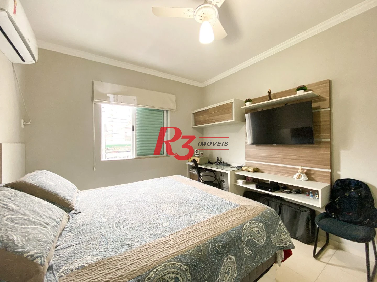 Sobrado com 3 dormitórios à venda, 130 m² por R$ 1.180.000,00 - José Menino - Santos/SP