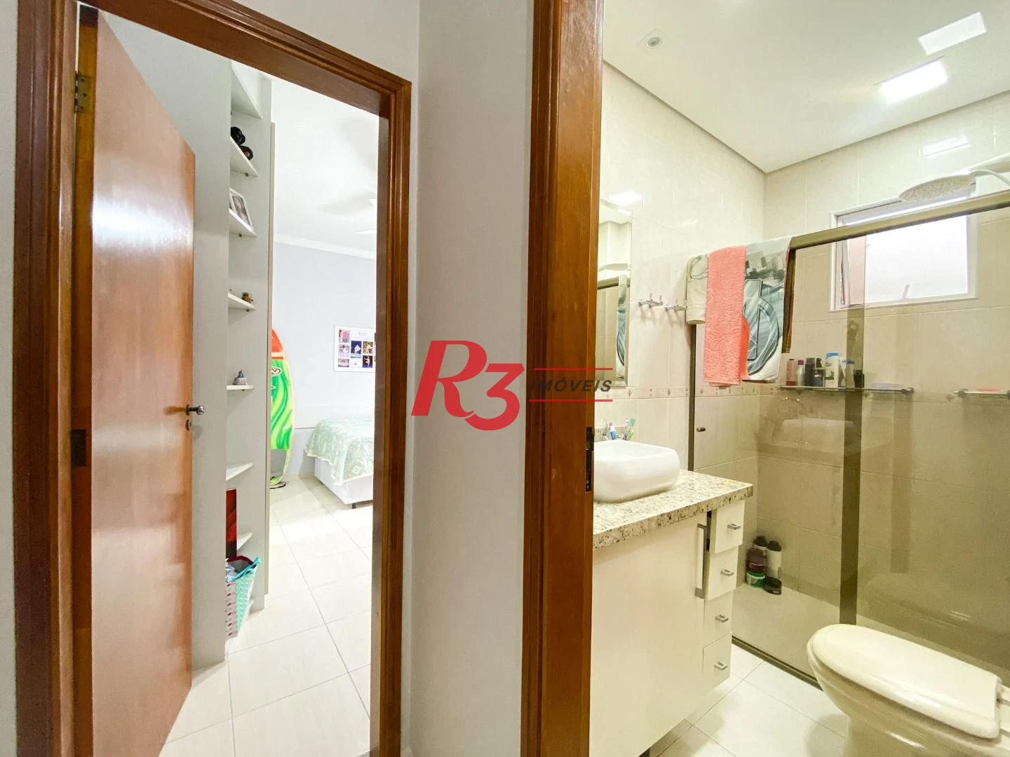 Sobrado com 3 dormitórios à venda, 130 m² por R$ 1.180.000,00 - José Menino - Santos/SP