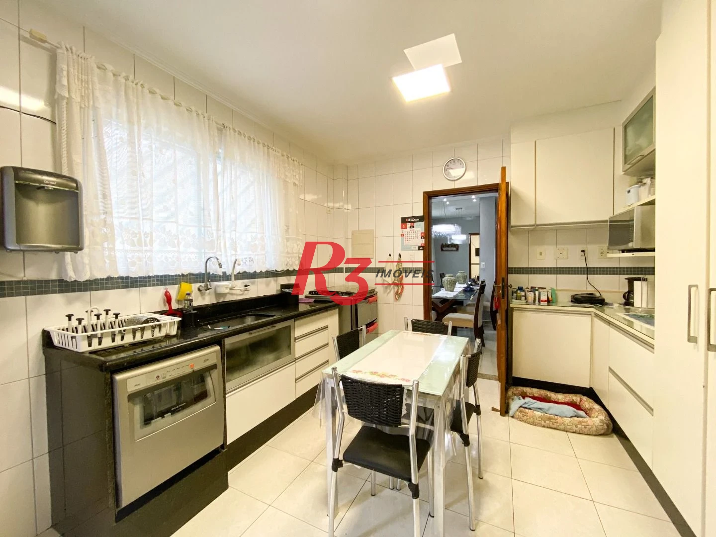 Sobrado com 3 dormitórios à venda, 130 m² por R$ 1.180.000,00 - José Menino - Santos/SP