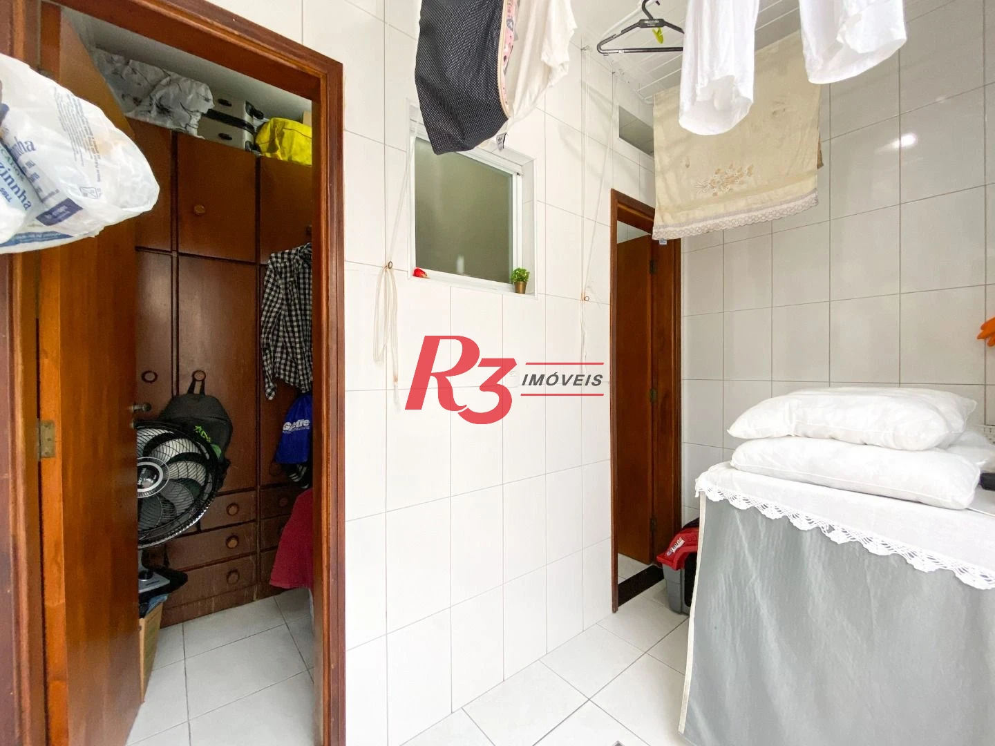 Sobrado com 3 dormitórios à venda, 130 m² por R$ 1.180.000,00 - José Menino - Santos/SP