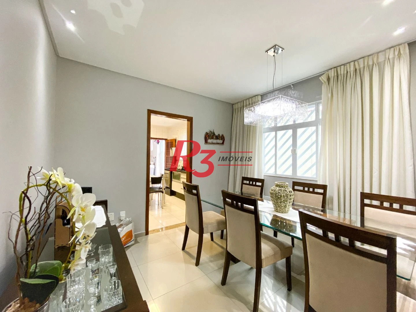 Sobrado com 3 dormitórios à venda, 130 m² por R$ 1.180.000,00 - José Menino - Santos/SP