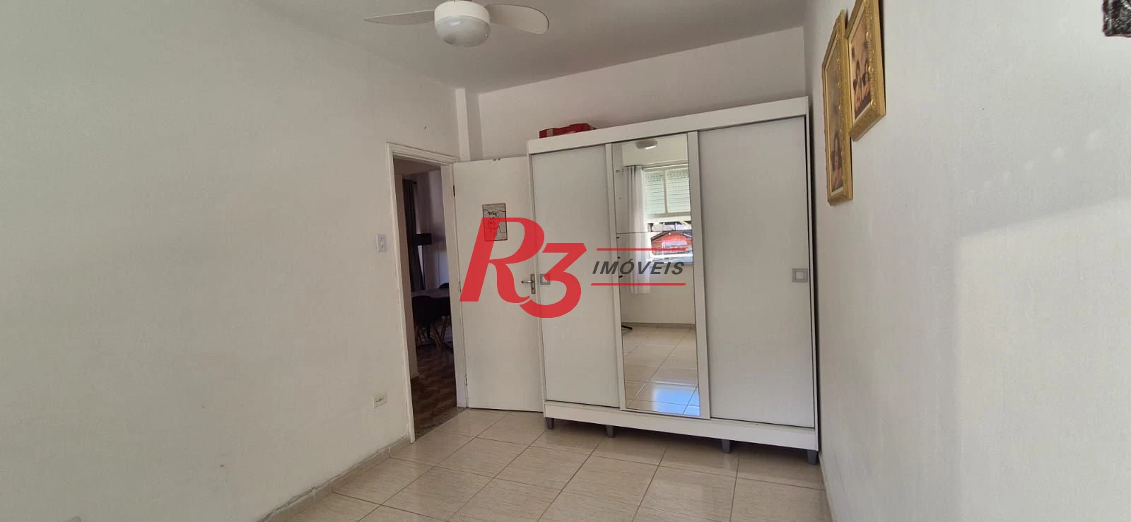 Apartamento com 2 dormitórios à venda, 71 m² por R$ 390.000,00 - Marapé - Santos/SP