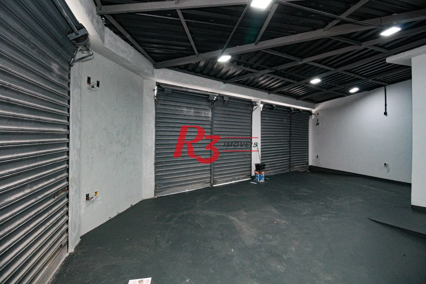 Sobrado para alugar, 225 m² por R$ 9.290,00/mês - Marapé - Santos/SP