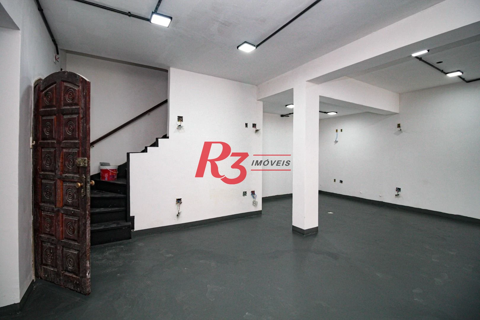 Sobrado para alugar, 225 m² por R$ 9.290,00/mês - Marapé - Santos/SP