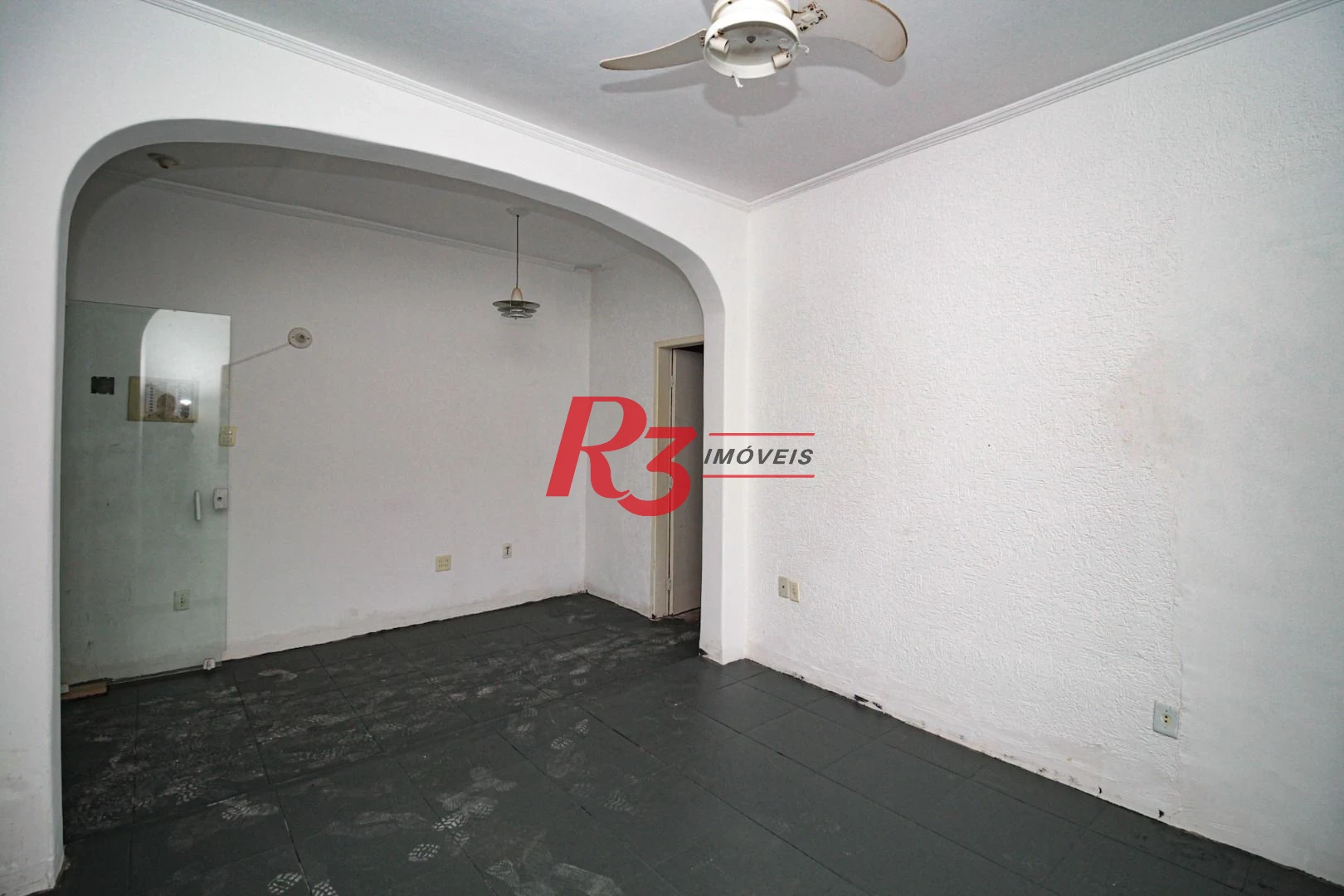 Sobrado para alugar, 225 m² por R$ 9.290,00/mês - Marapé - Santos/SP