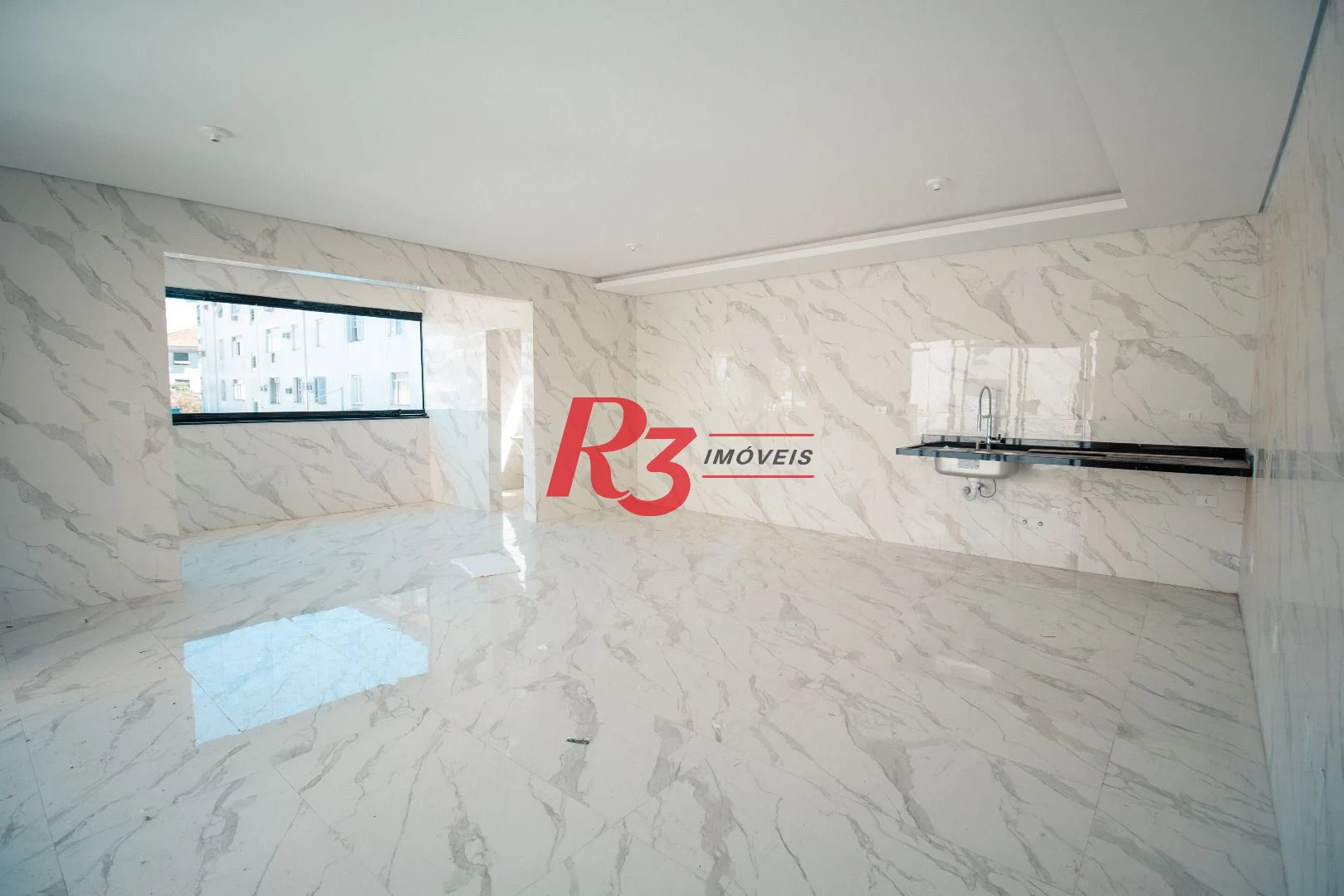 Casa com 3 dormitórios à venda, 236 m² por R$ 2.200.000,00 - Embaré - Santos/SP