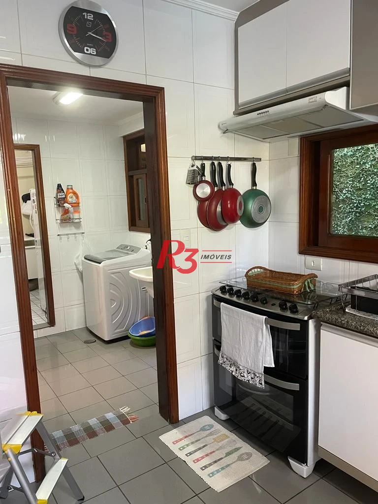 Casa com 4 dormitórios à venda, 247 m² por R$ 1.800.000,00 - Balneário Praia do Pernambuco - Guarujá/SP