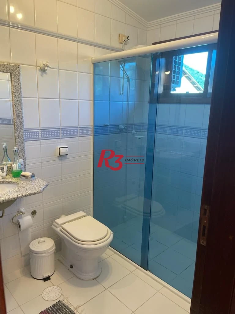Casa com 4 dormitórios à venda, 247 m² por R$ 1.800.000,00 - Balneário Praia do Pernambuco - Guarujá/SP