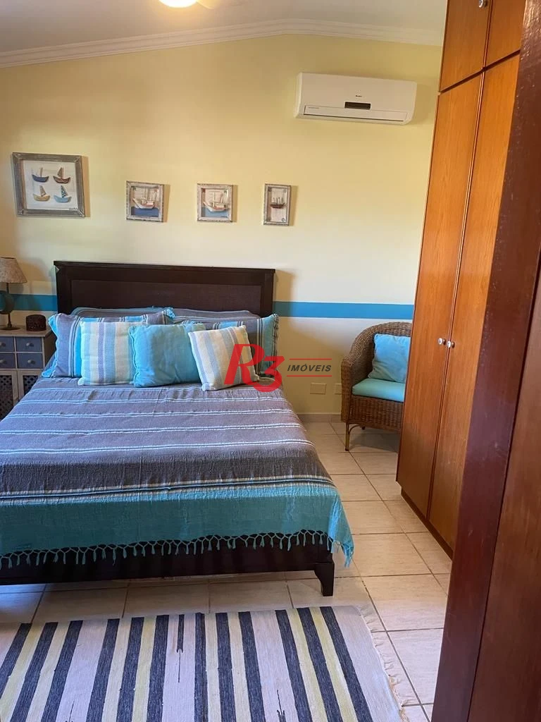 Casa com 4 dormitórios à venda, 247 m² por R$ 1.800.000,00 - Balneário Praia do Pernambuco - Guarujá/SP