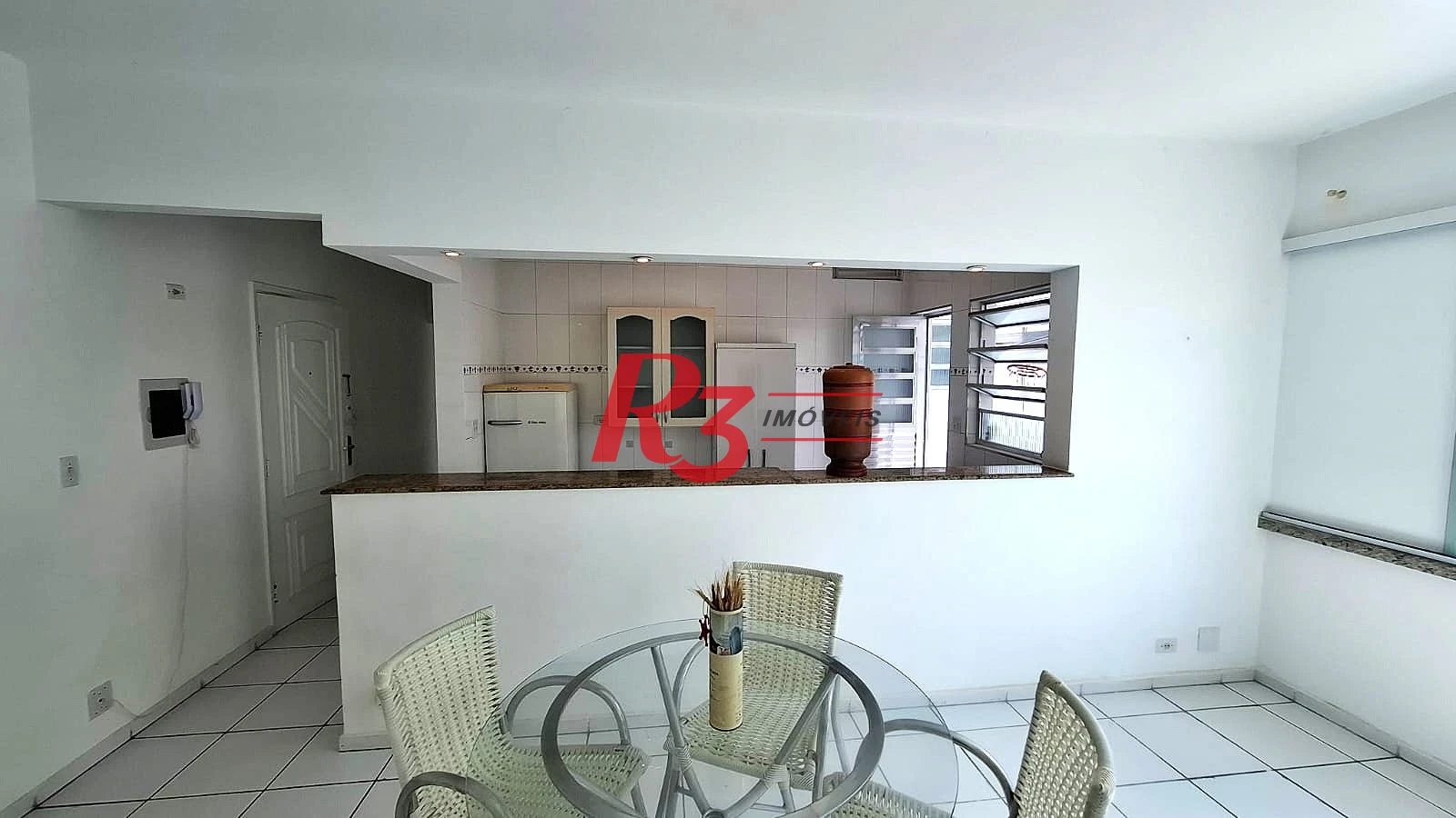 Apartamento com 2 dormitórios para alugar, 81 m² por R$ 4.557,39/mês - José Menino - Santos/SP