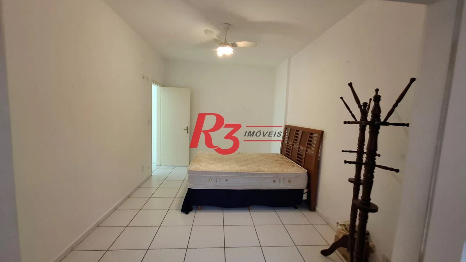 Apartamento com 2 dormitórios para alugar, 81 m² por R$ 4.557,39/mês - José Menino - Santos/SP