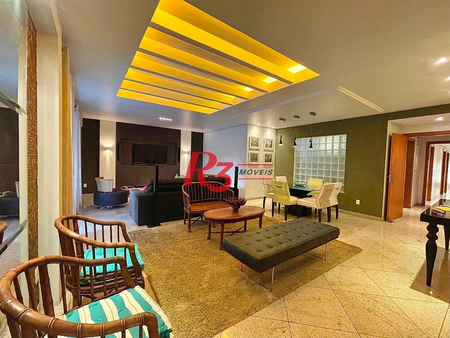 Apartamento Garden com 4 dormitórios à venda, 270 m²  - Gonzaga - Santos/SP