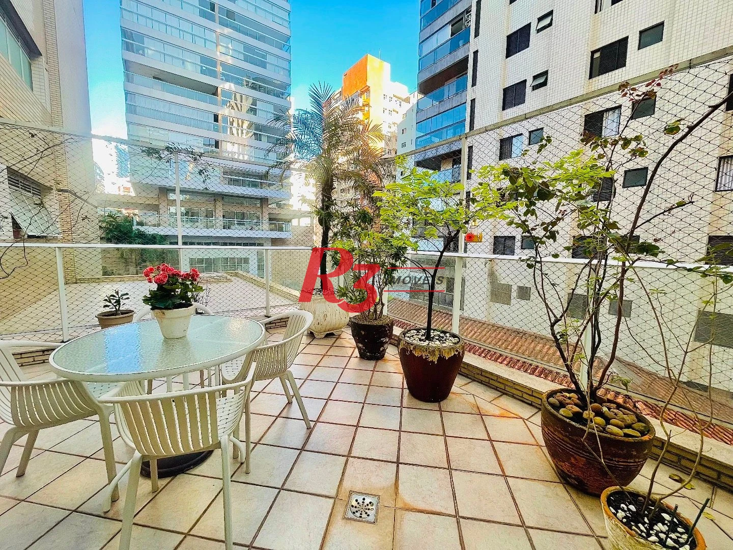 Apartamento Garden com 4 dormitórios à venda, 270 m²  - Gonzaga - Santos/SP