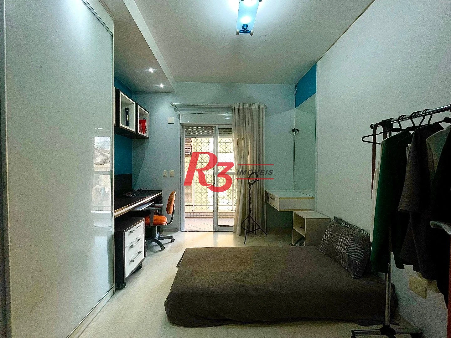 Apartamento Garden com 4 dormitórios à venda, 270 m²  - Gonzaga - Santos/SP