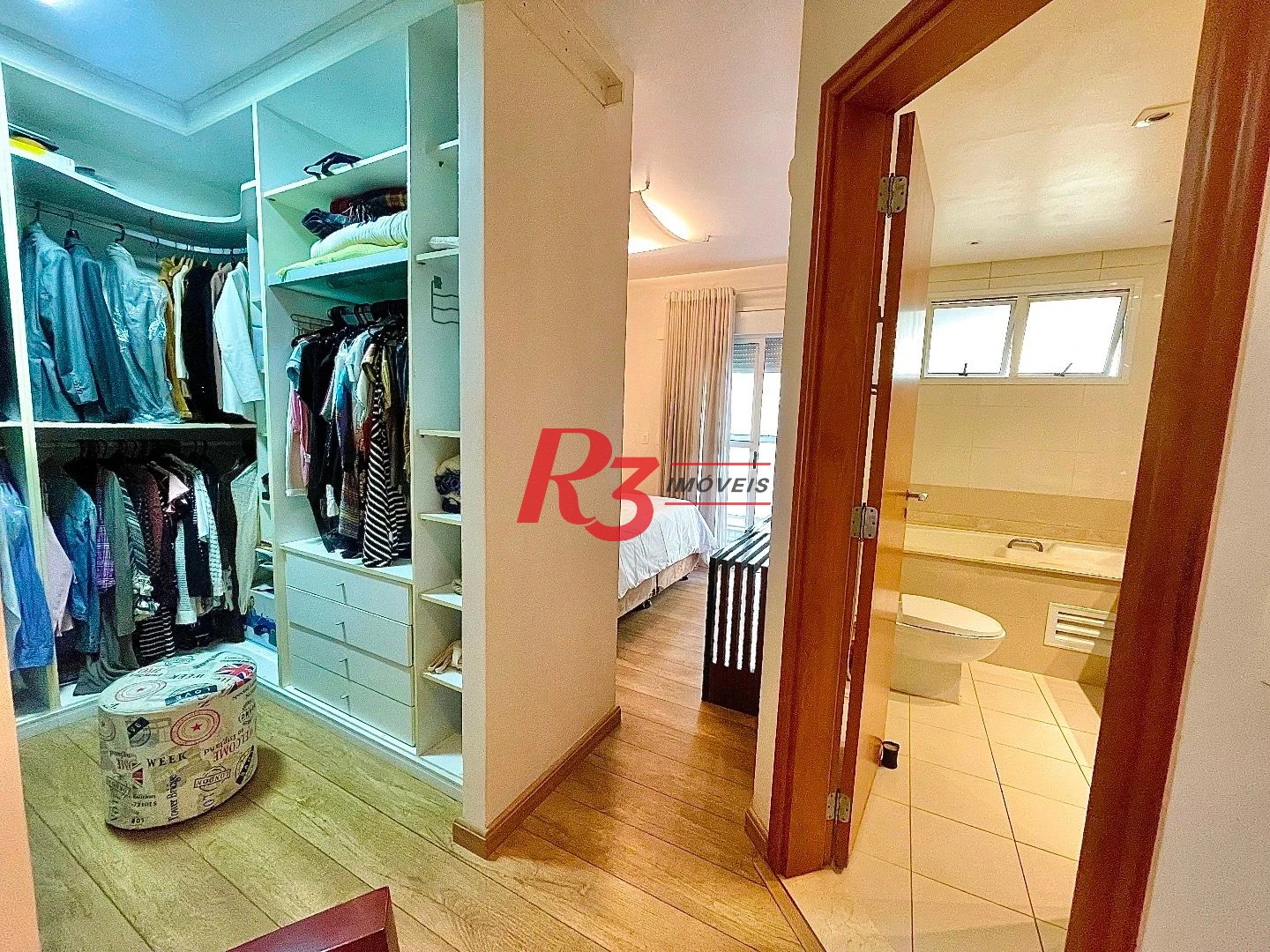 Apartamento Garden com 4 dormitórios à venda, 270 m²  - Gonzaga - Santos/SP