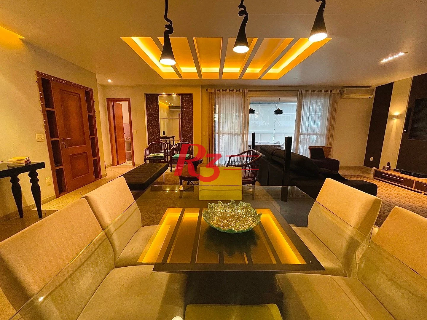 Apartamento Garden com 4 dormitórios à venda, 270 m²  - Gonzaga - Santos/SP