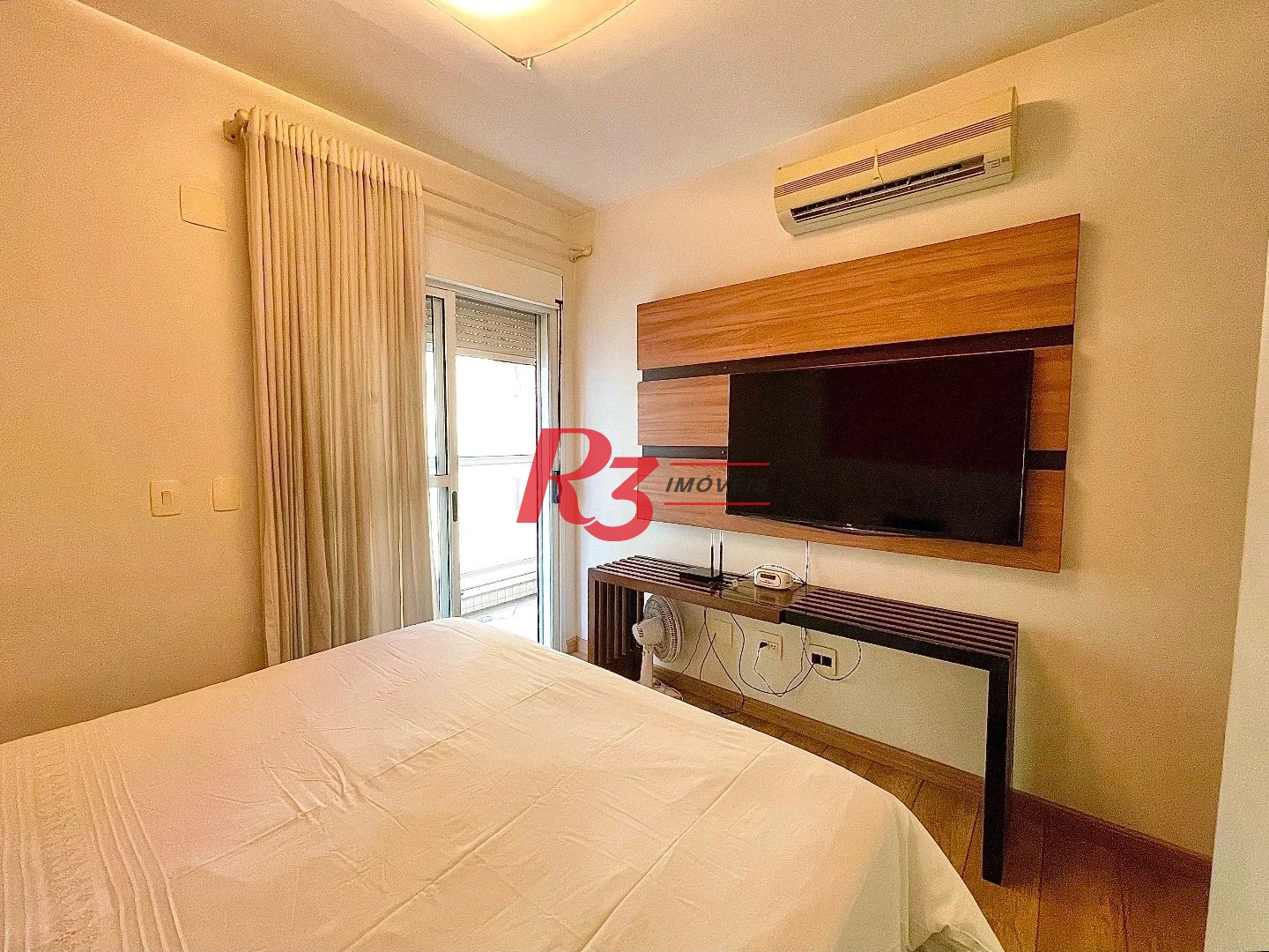 Apartamento Garden com 4 dormitórios à venda, 270 m²  - Gonzaga - Santos/SP