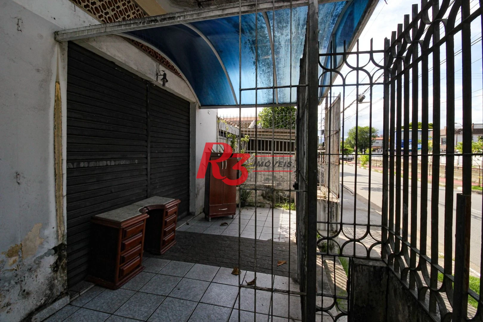 Prédio à venda, 400 m² por R$ 1.350.000,00 - Areia Branca - Santos/SP