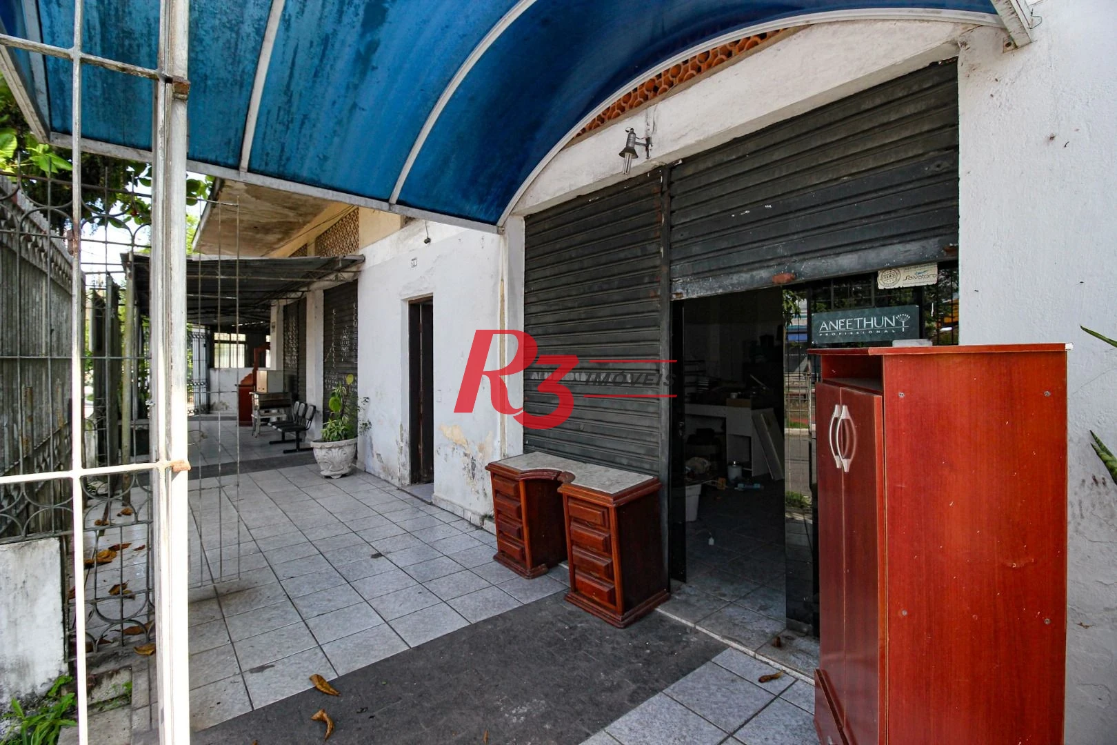 Prédio à venda, 400 m² por R$ 1.350.000,00 - Areia Branca - Santos/SP