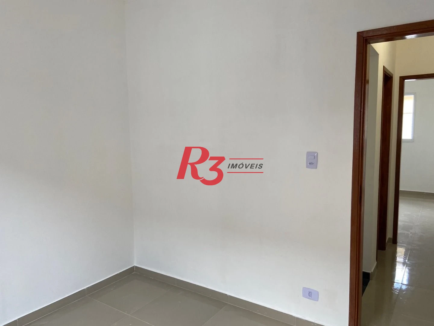 Casa com 2 dormitórios à venda, 57 m² por R$ 500.000,00 - Jardim Alice - Praia Grande/SP