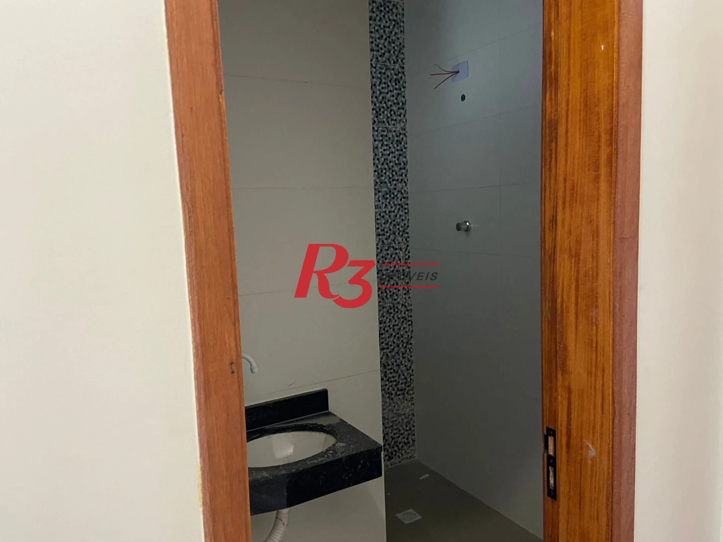 Casa com 2 dormitórios à venda, 57 m² por R$ 500.000,00 - Jardim Alice - Praia Grande/SP
